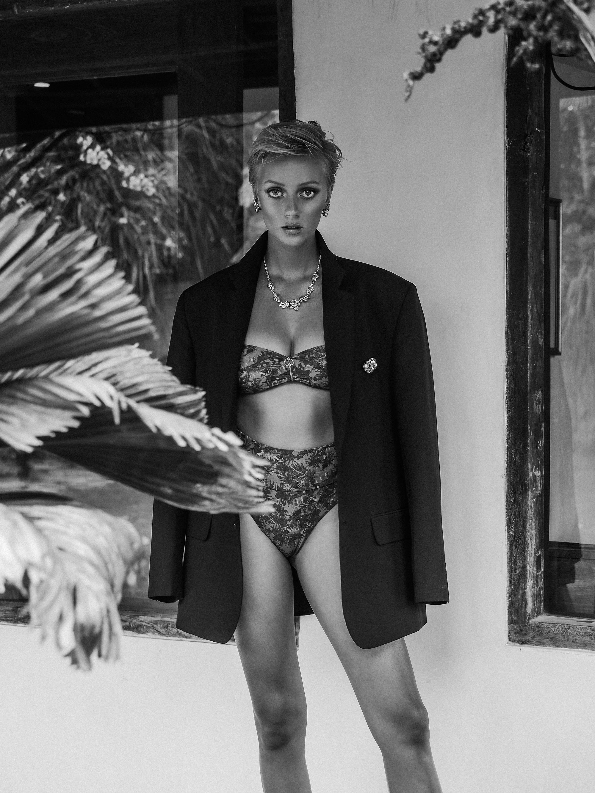 Donita Sea Jungle Bottom